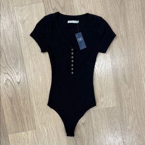 Abercrombie & Fitch Black Ribbed Henley Short Sleeve Bodysuit Size XS New!